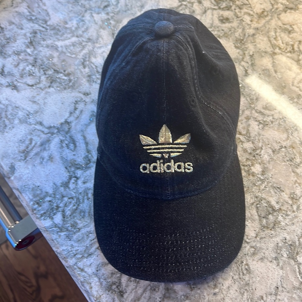 Adidas hat